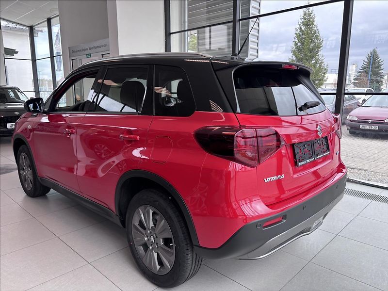 Suzuki Vitara (2025) 1,4 BoosterJet AllGrip 4x4 Aut - fotka 5 z 14
