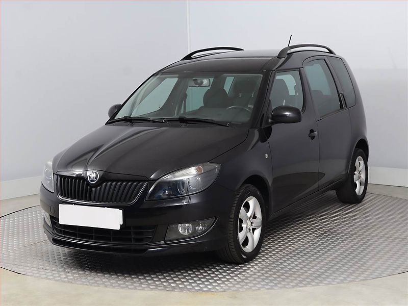 Škoda Roomster (2013) 1.2 TSI, Park. senzory - fotka 2 z 12