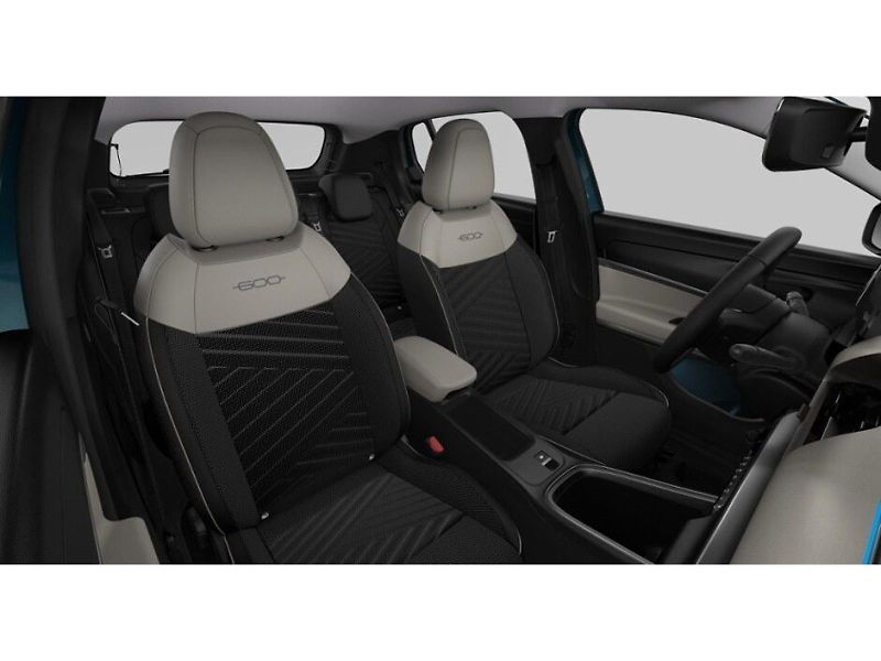 Fiat 600 (2026) 1.2 Turbo Hybrid 145k MHEV eDC - fotka 5 z 5