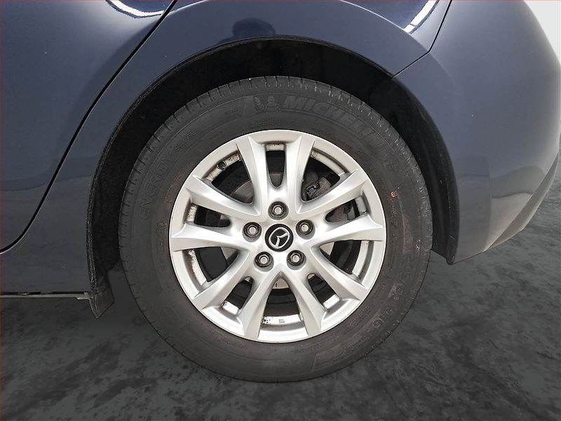 Mazda 3 (2016) 2.0 Skyactiv-G, Navi, Tempomat - fotka 15 z 19