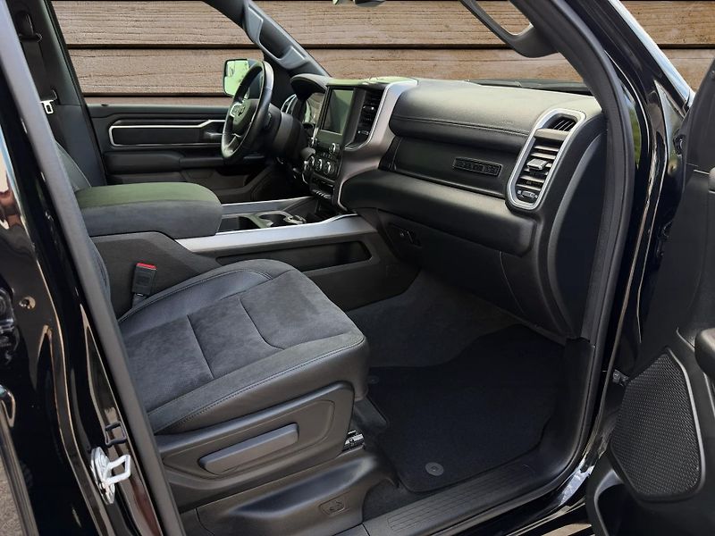 Dodge RAM (2022) +LOOK26+ROUGH COUNTRY 6 INCH+ - fotka 9 z 23