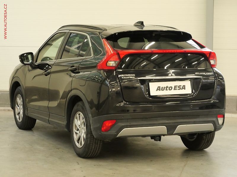 Mitsubishi Eclipse Cross (2018) 1.5 T- MIVEC, 1.maj,ČR, AT - fotka 6 z 22