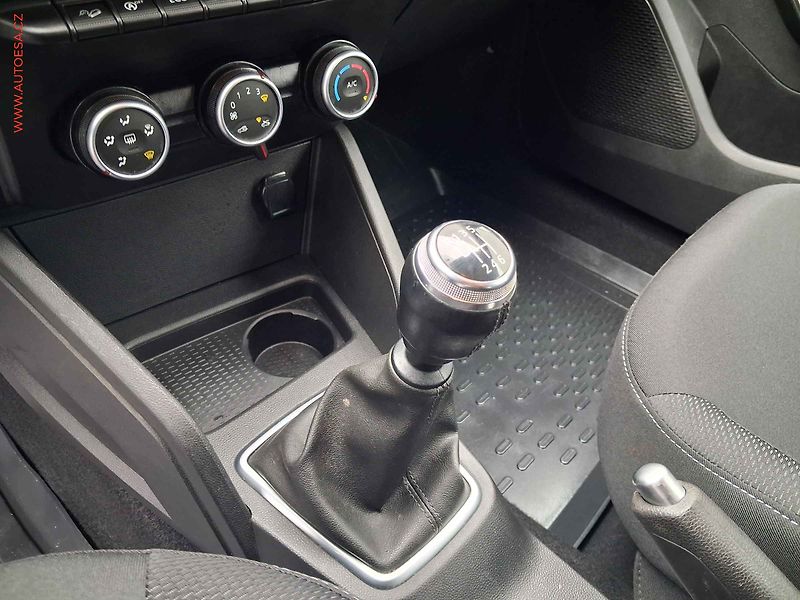 Dacia Duster (2021) 1.5dCi 4WD, 1.maj,ČR - fotka 15 z 16