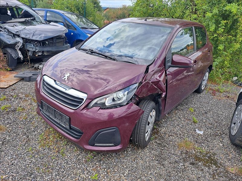 Peugeot 108 1,0 i - fotka 4 z 28