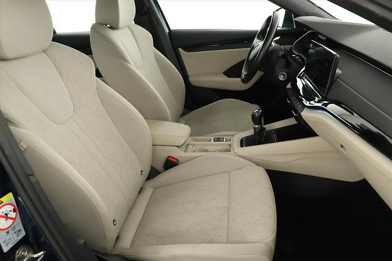 Škoda Octavia (2021) Style 1.5 TSI, ČR,1.maj - fotka 7 z 16