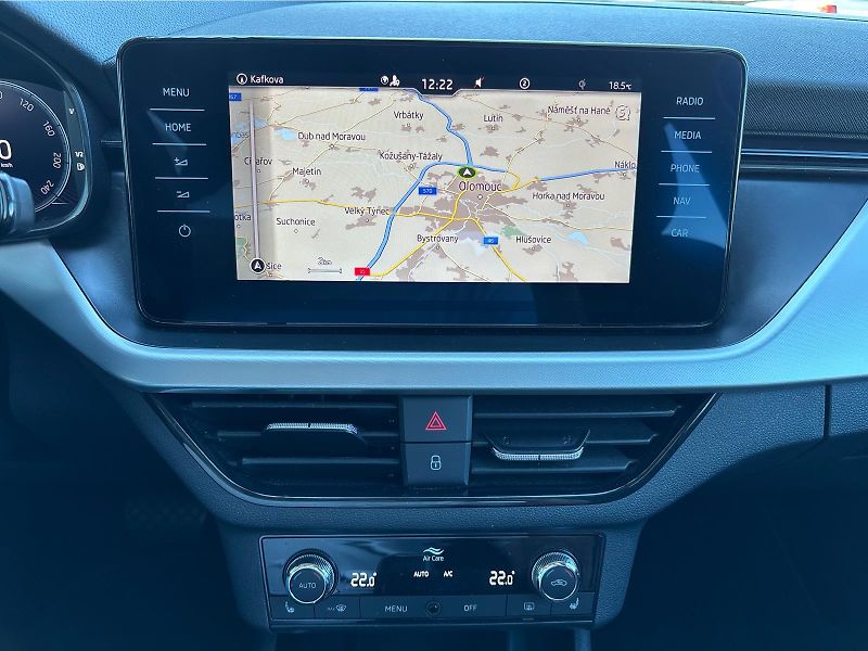 Škoda Kamiq 1.0TSi 81kW Ambition DSG - fotka 16 z 30