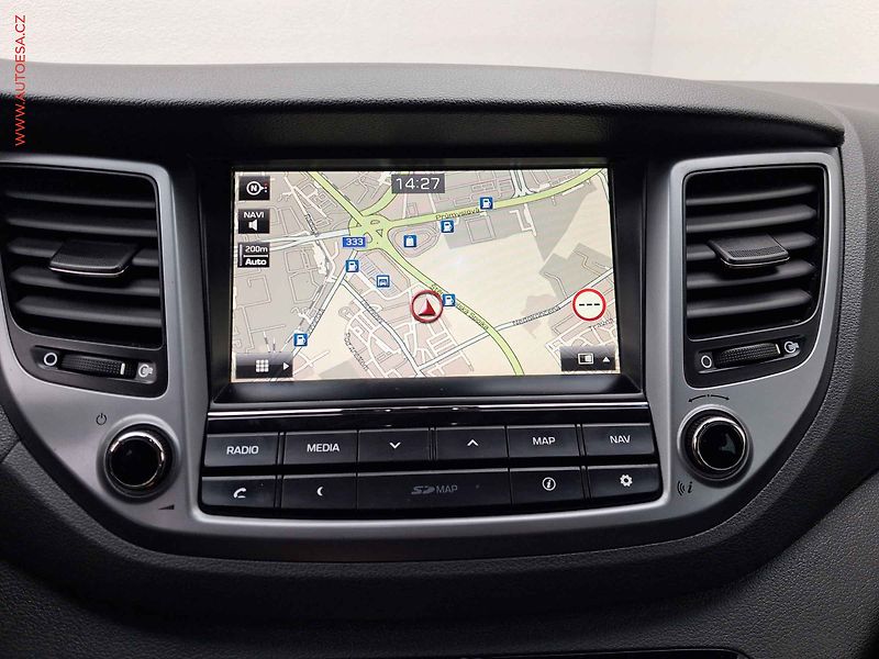 Hyundai Tucson (2015) 2.0 CRDi 4x4, 1.maj, AT - fotka 18 z 19