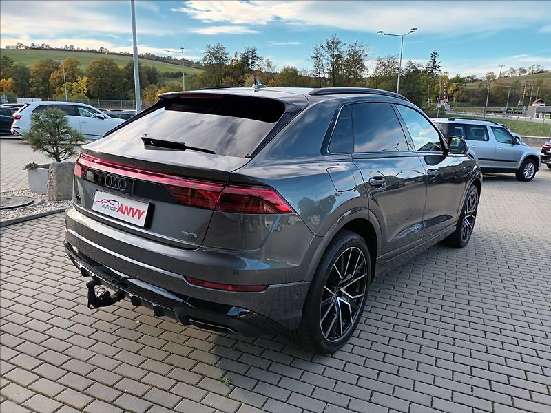 Audi Q8 3,0 TDI,210KW,S-line,ČR 1MAJ, - fotka 5 z 50