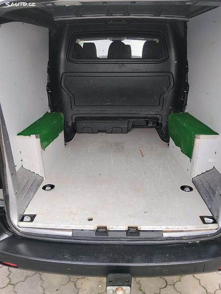 Opel Vivaro (2021) - fotka 12 z 28