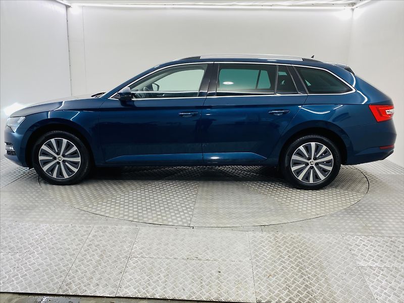 Škoda Superb 2,0 TDI 147kW DSG Style - fotka 3 z 29