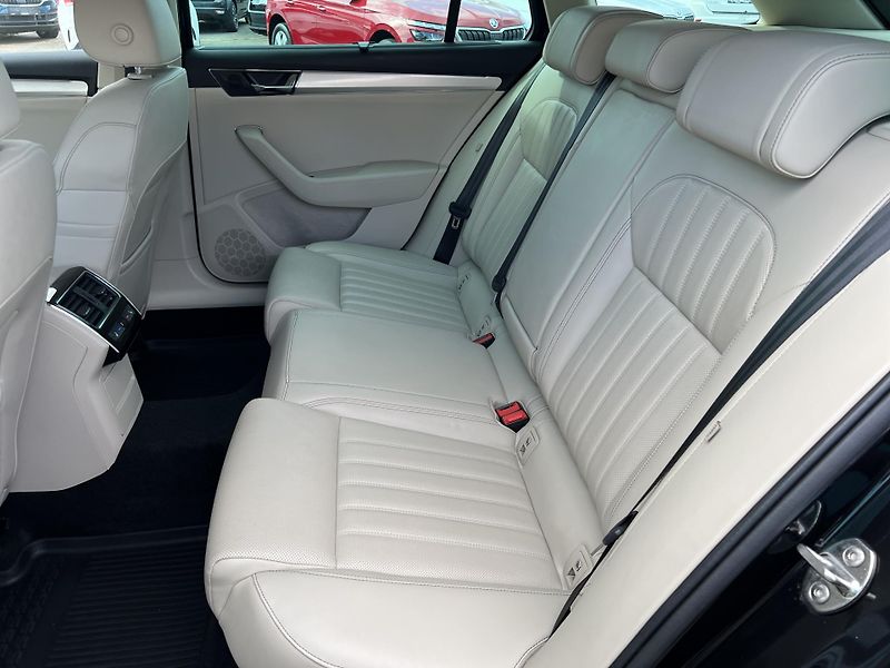 Škoda Superb 2.0TDi 110kw L&K ČR 1.MAJ DPH - fotka 25 z 50