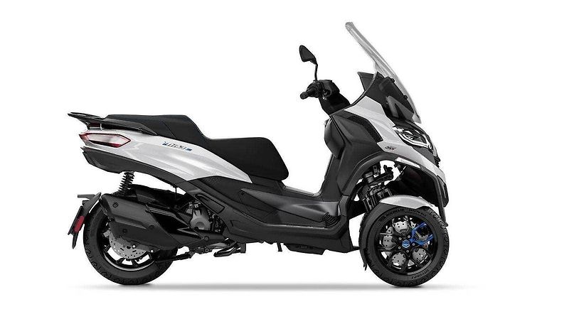 Piaggio MP3 400 (2026) MP3 Sport 400 E5+ - fotka 9 z 9