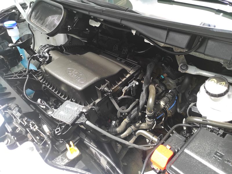 Ford Transit 2,0EcoBlue 125kW, L3,Tažné,ČR - fotka 26 z 40