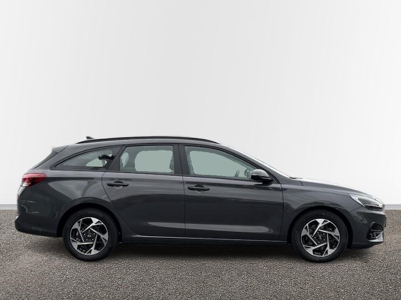 Hyundai i30 MHEV Smart - fotka 16 z 23