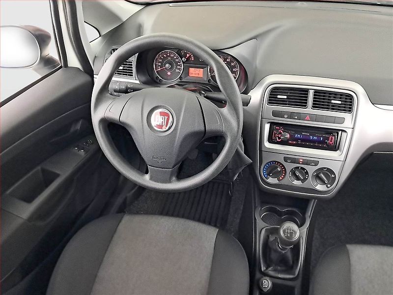 Fiat Punto (2013) 1.2, Tempomat - fotka 7 z 14