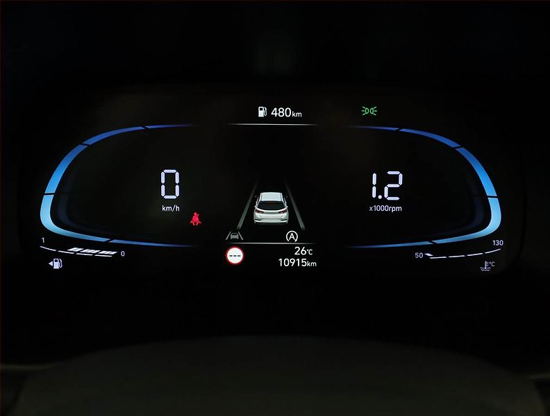 Hyundai i30 (2024) Smart 1.0 T-GDI, ČR,1.maj - fotka 9 z 20