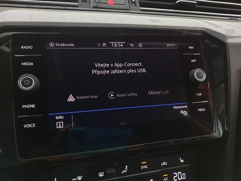 Volkswagen Passat Variant (2021) 2.0 TDI (110kW/150k) DSG, Busi - fotka 16 z 26