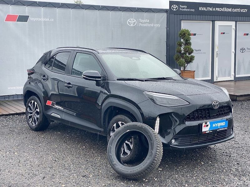 Toyota Yaris Cross 1.5HEV, ČR-1m, Style, DPH - fotka 1 z 22