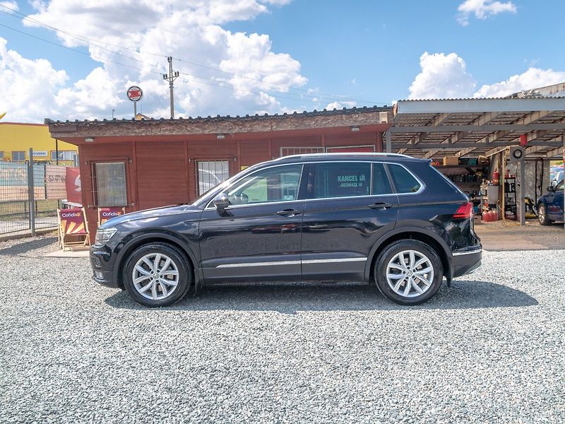 Volkswagen Tiguan (2019) 12/19 ČR 2.0BI-TDI 176KW HIGHL - fotka 8 z 59