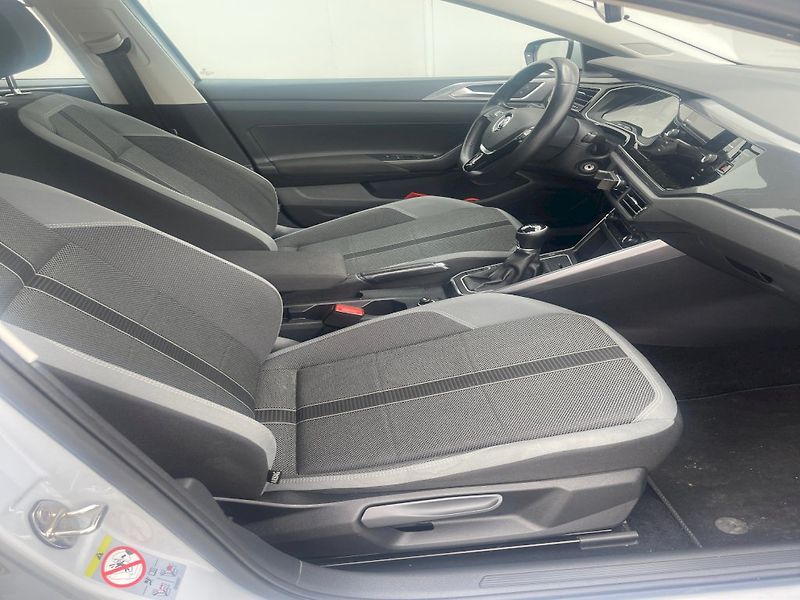 Volkswagen Polo (2019) Highline 1,0 TSI 70kW - fotka 9 z 20