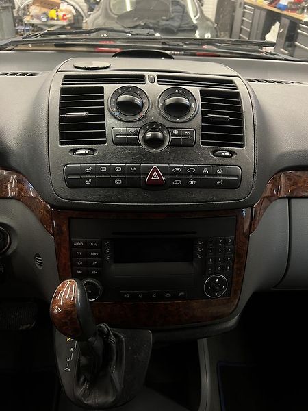 Mercedes-Benz Viano 639 3.0 CDi 150kW - fotka 10 z 15