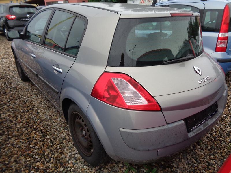 Renault Mégane 1,4 - fotka 4 z 9