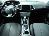 Peugeot 308 (2018) 1.2 PT, ČR, Active - náhled 8