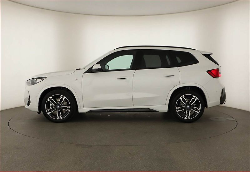 BMW X1 (2025) sDrive20i - fotka 3 z 20
