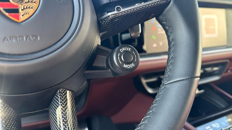 Porsche Cayenne Turbo E-Hybrid - fotka 27 z 29