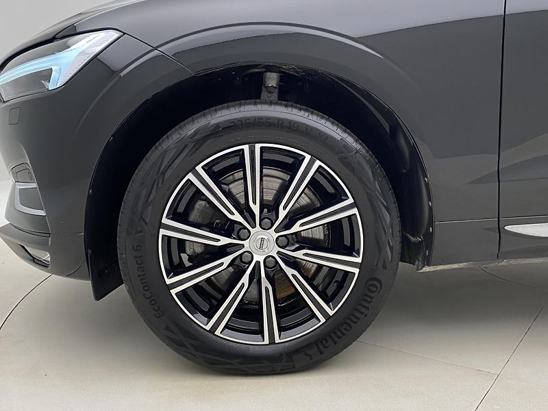 Volvo XC60 B5 AWD INSCRIPTION AUT  - fotka 39 z 51