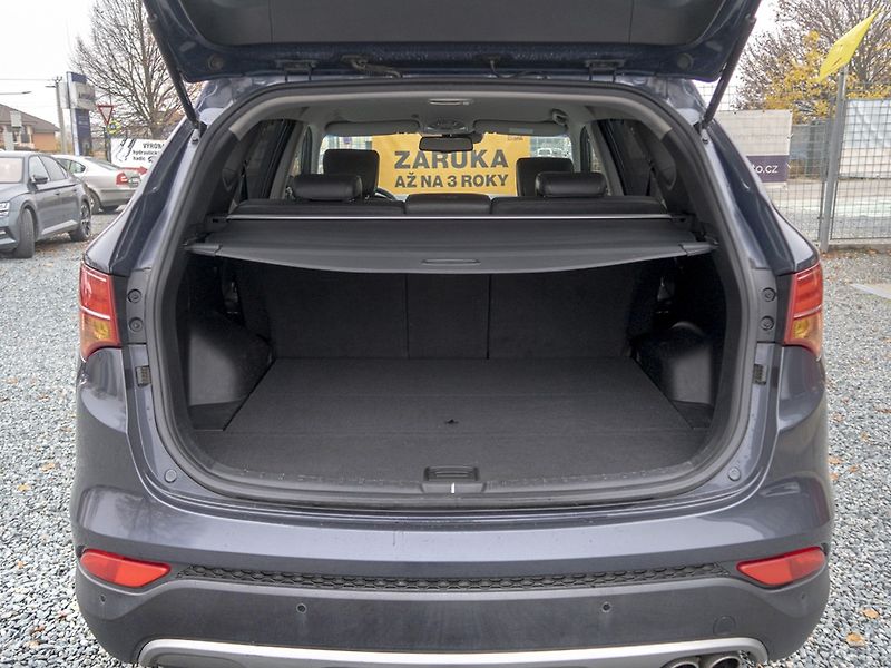 Hyundai Santa Fe (2013) ČR 11/13 2.2D 145KW – VÝBAVA - fotka 55 z 61