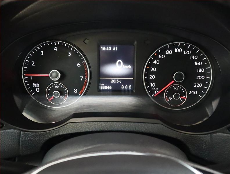 Volkswagen Sharan (2020) 1.4 TSI - fotka 11 z 22