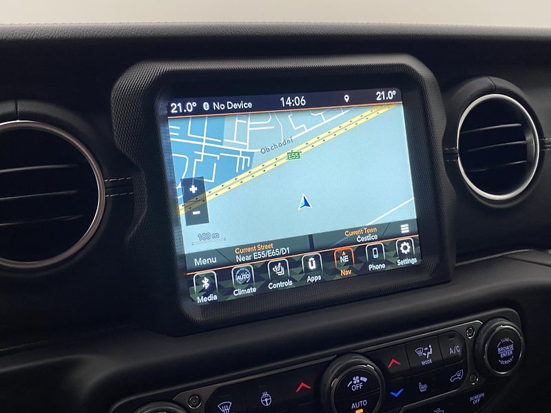 Jeep Wrangler UNLIMITED PHEV 4xE CZ 1.maj - fotka 8 z 61
