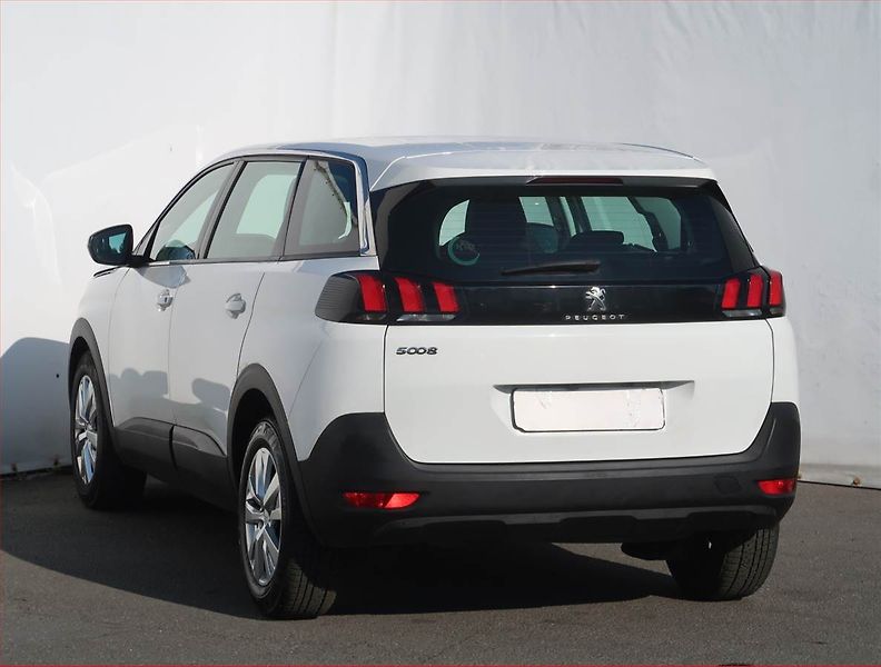 Peugeot 5008 (2020) PureTech 130, 7 míst - fotka 4 z 19