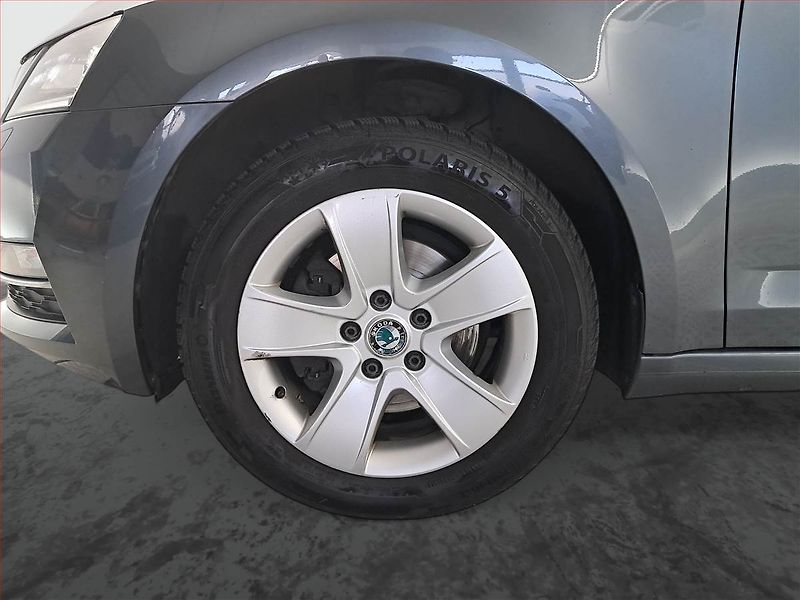 Škoda Octavia (2018) Style 2.0 TDI, Navi, Tempomat - fotka 15 z 23