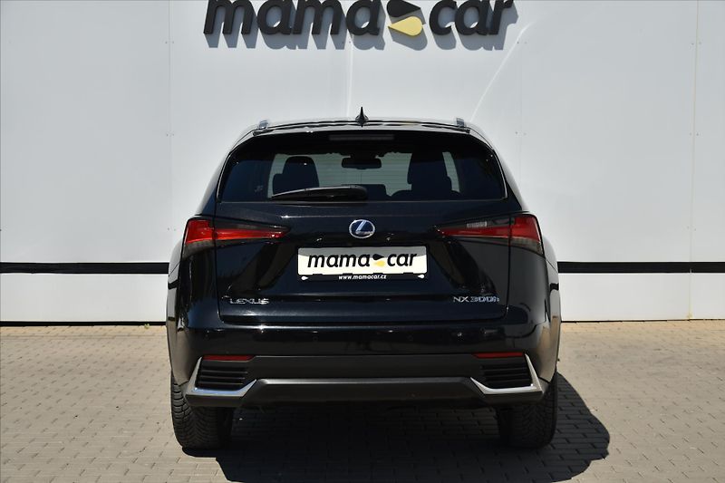Lexus NX 300h 2.5 145kW 4WD PRESTIGE ČR - fotka 6 z 31