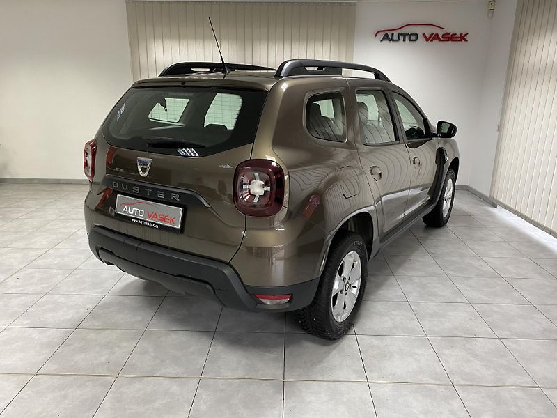 Dacia Duster 1.0 TCe LPG ČR REZERVACE  - fotka 11 z 26