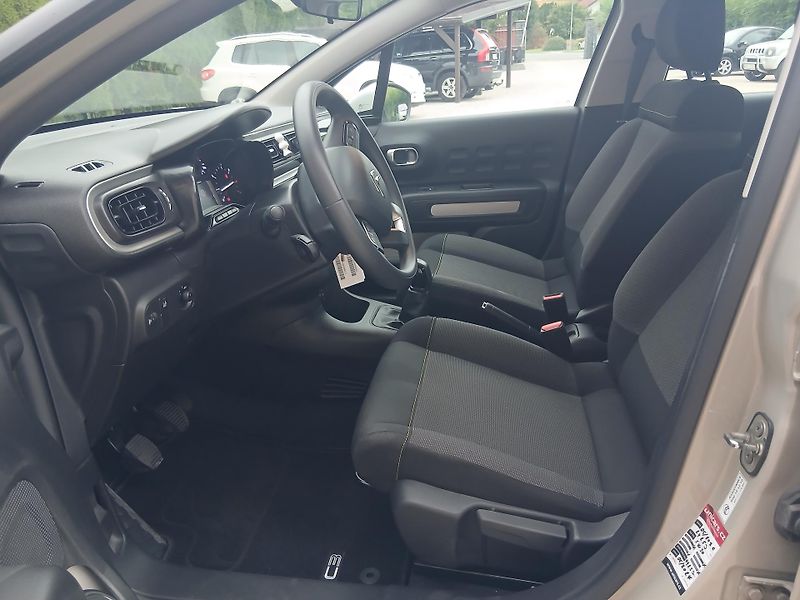 Citroën C3 1.2i ČR 1.MAJ. - fotka 10 z 34