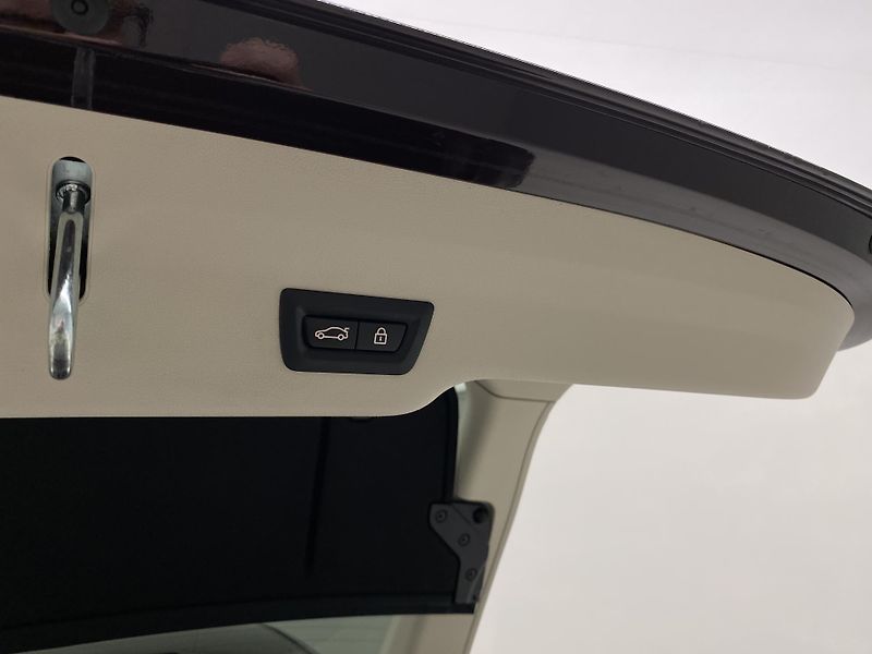 BMW Řada 6 640i GT Luxury Line REZERVACE - fotka 32 z 71