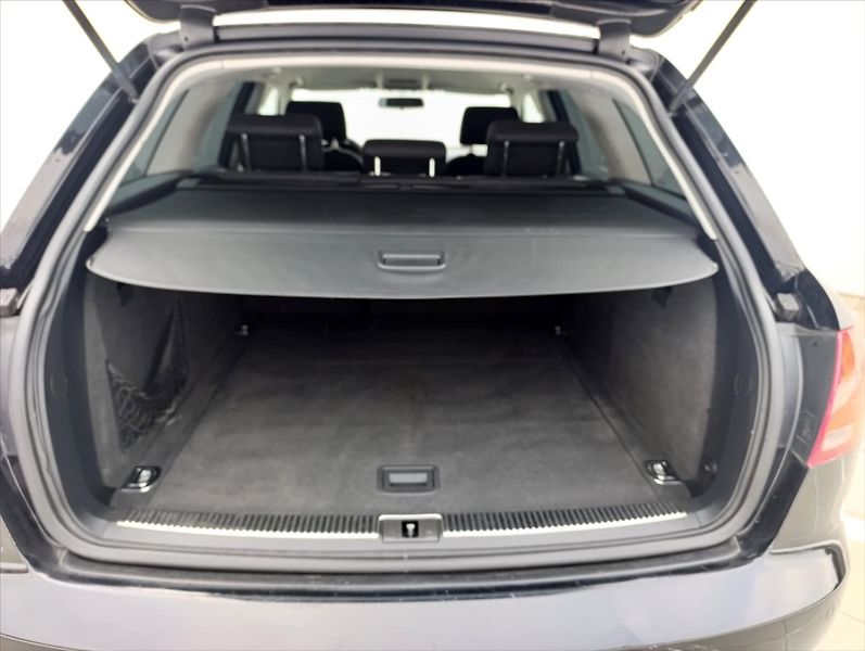 Audi A4 Avant 1,9 TDi Aut.klimatizace - fotka 9 z 29