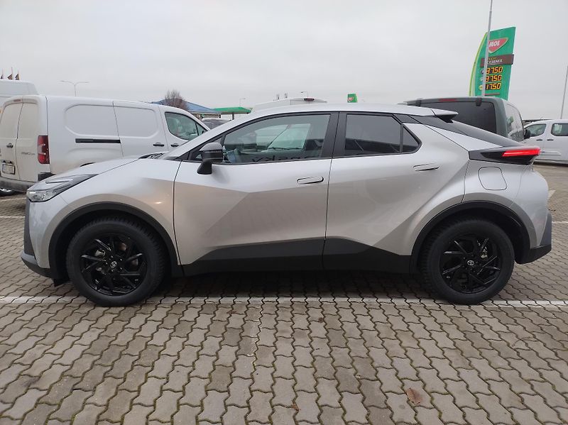 Toyota C-HR (2026) 1.8 FHEV Comfort Business+ - fotka 3 z 14