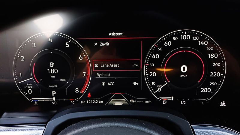 Volkswagen Touareg TSI 250kW R-LINE - fotka 15 z 33
