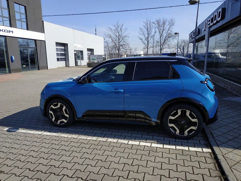 Nissan Micra EVOLVE 52kWh - fotka 8 z 29