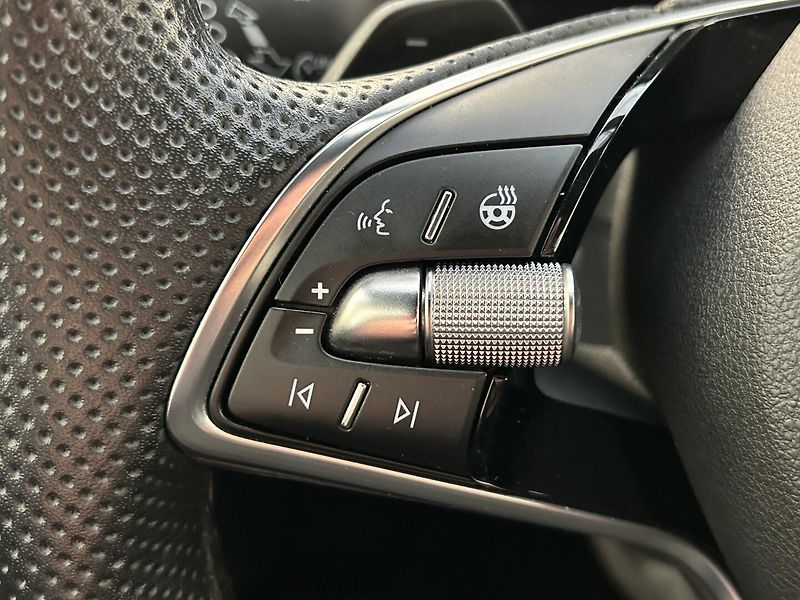 Škoda Fabia 1.5 TSI Monte Carlo - fotka 20 z 29