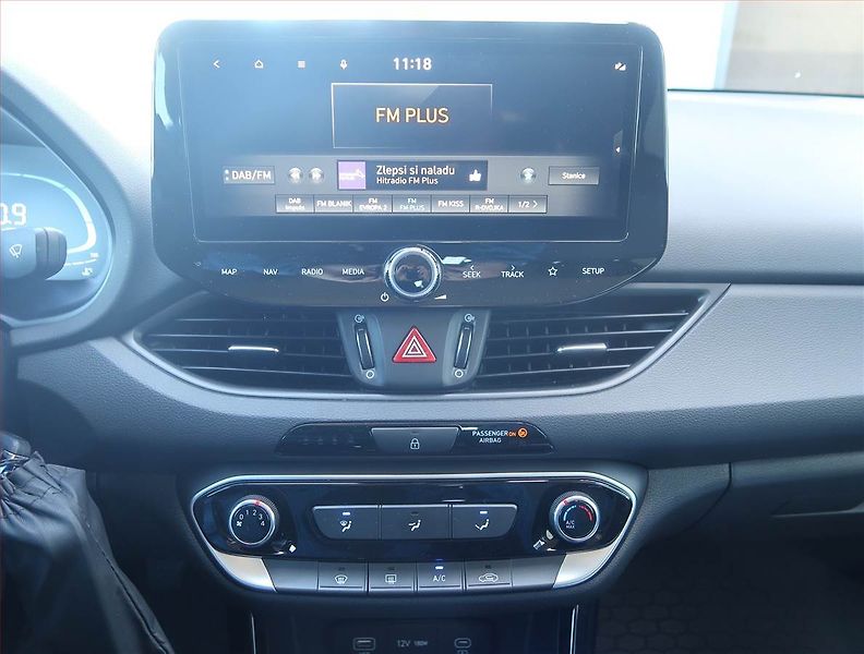 Hyundai i30 (2025) 1.0 T-GDI, Serv.kniha, Navi - fotka 12 z 16