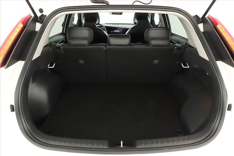 Kia Niro (2022) Plug-in Hybrid - fotka 11 z 21