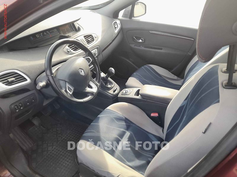 Renault Scénic (2013) 1.5 - fotka 3 z 3