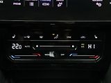 Volkswagen Passat 2,0 TDI 110kW DSG Elegance DPH - náhled 24