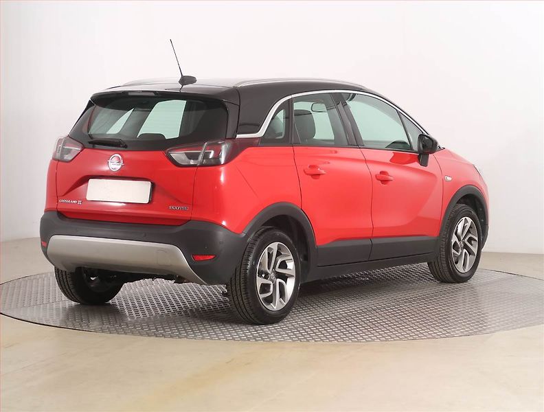 Opel Crossland X (2018) 1.2 Turbo, Tempomat - fotka 5 z 16