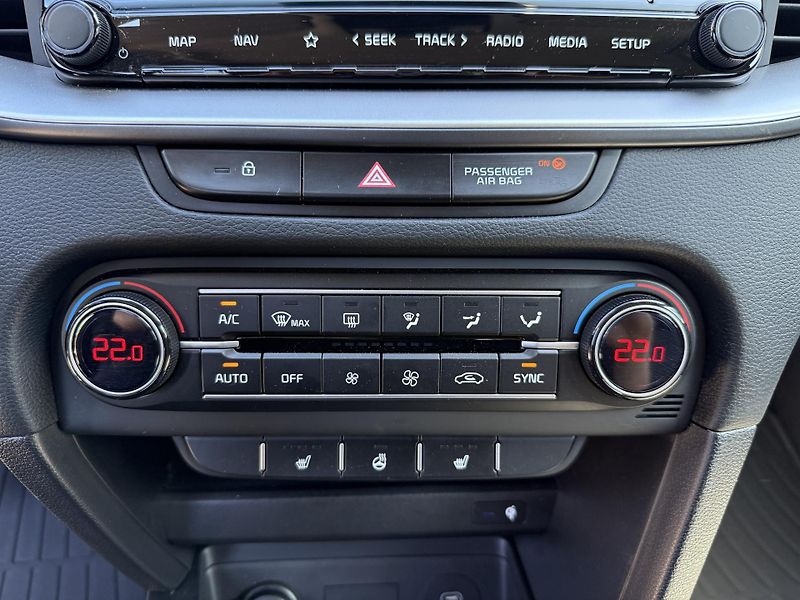 Kia Ceed (2025) SW TOP 1.5 T-GDI 7DCT ALU 17  - fotka 14 z 15